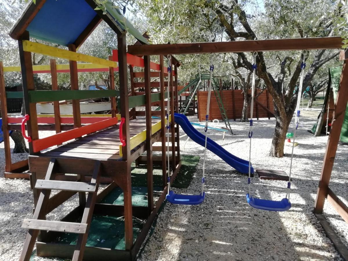 Casadolcecasalatina Bed & Breakfast Luaran gambar