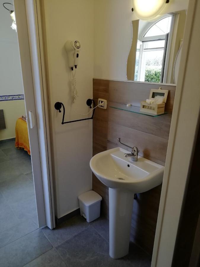 Casadolcecasalatina Bed & Breakfast Luaran gambar